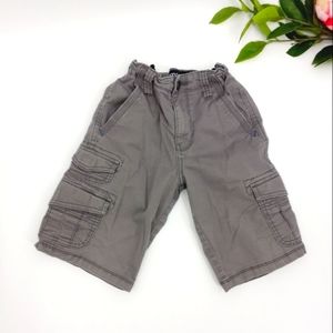 💙 IRON CO. Boy's Gray Cargo Bermuda Shorts Size 5 / 6